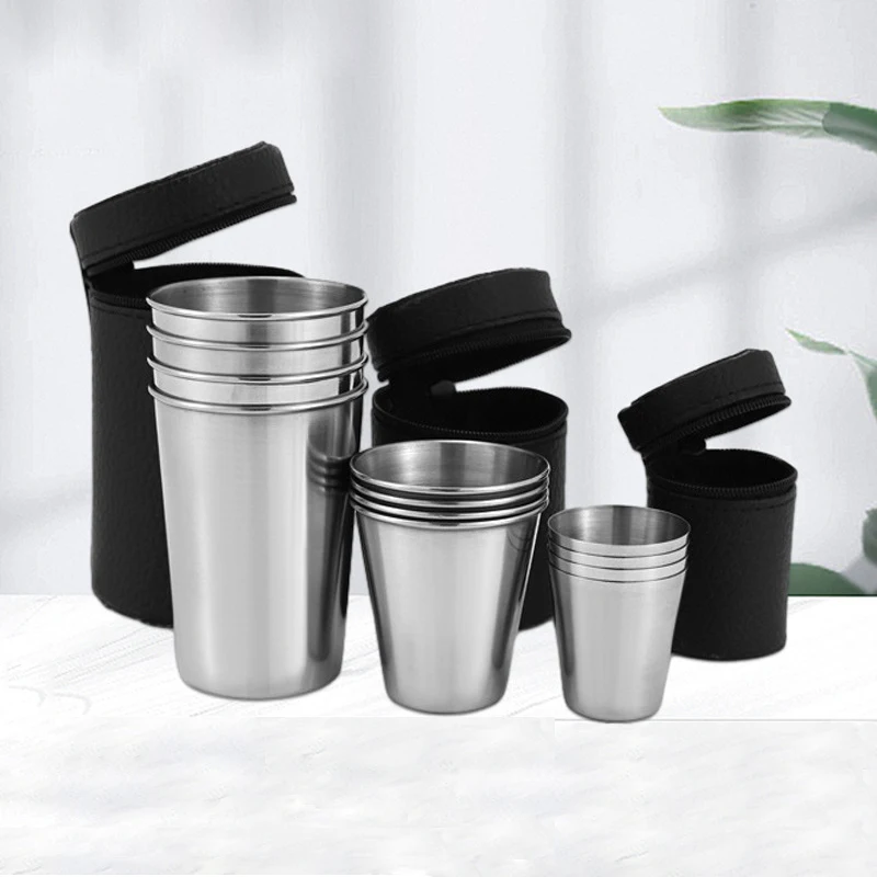Set da 4 bicchieri in acciaio  - Whisky Beer And Wine recensione e prezzo